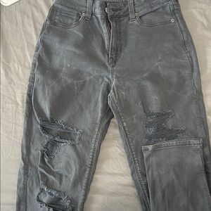 American Eagle Outfitters Gray Distressed Skinny Jeans